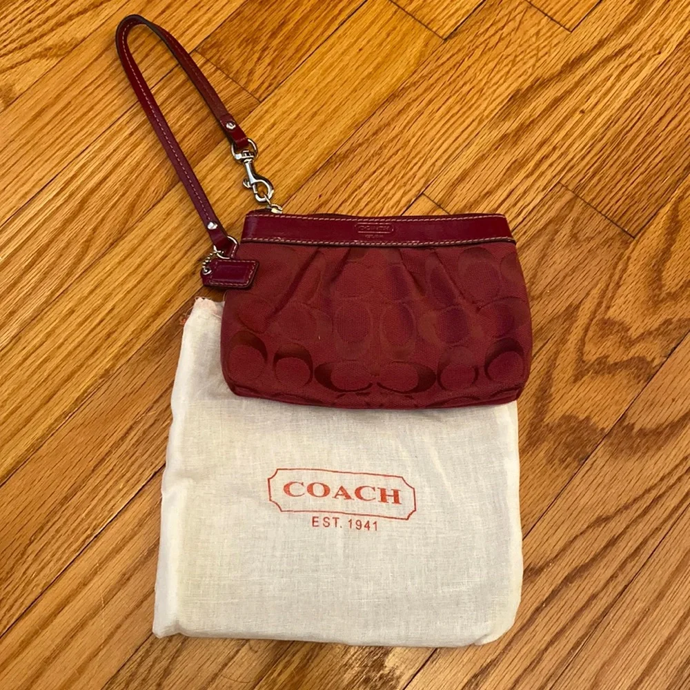 Authentic Coach Wristlet - Picture 1 of 6